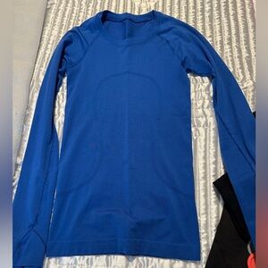 Symphony blue size 0, swiftly tech long sleeve 2.0